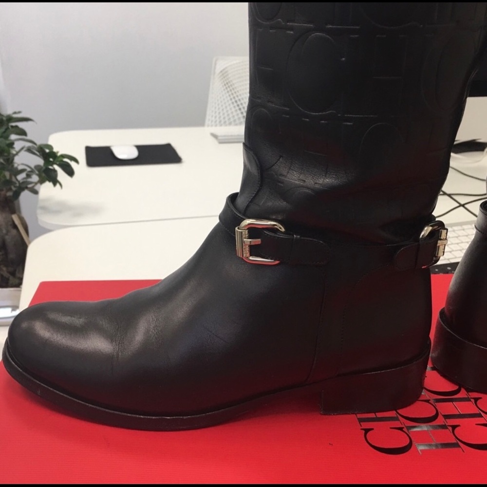 CAROLINA HERRERA BOOTS